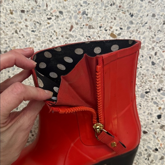 Kate Spade red welly rubber rain boots heels 9 - Picture 5 of 10